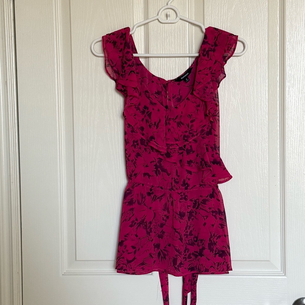 Express: Ruffled Floral Sleeveless Romin Fuchsia Pink - Size S